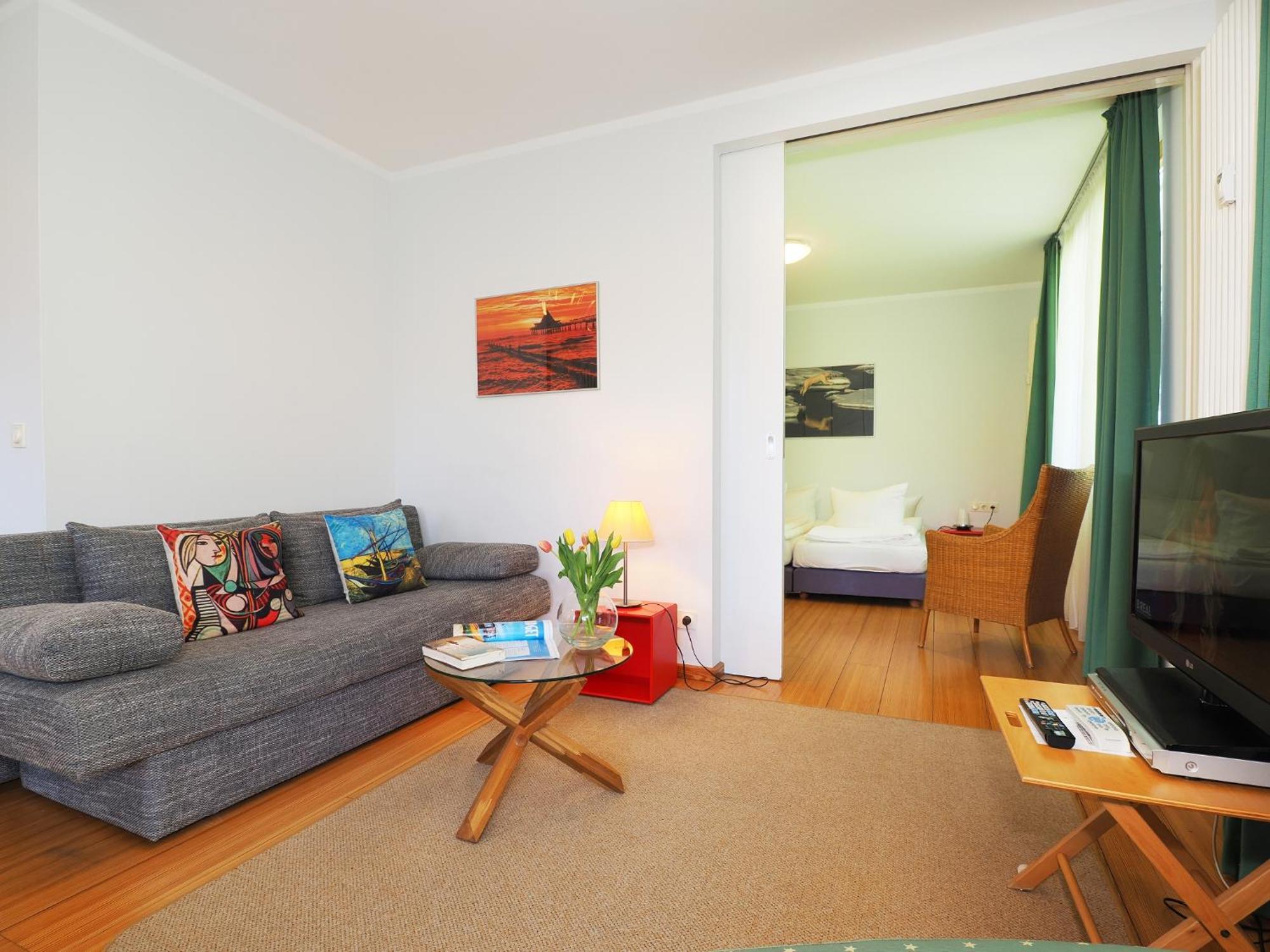 Kaiservillen Heringsdorf - Ferienwohnung Mit 1 Schlafzimmer Und Balkon D132 Eksteriør billede